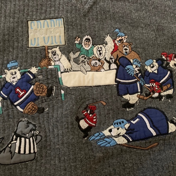 Vintage Men's Sweater - Picture 3 of 9